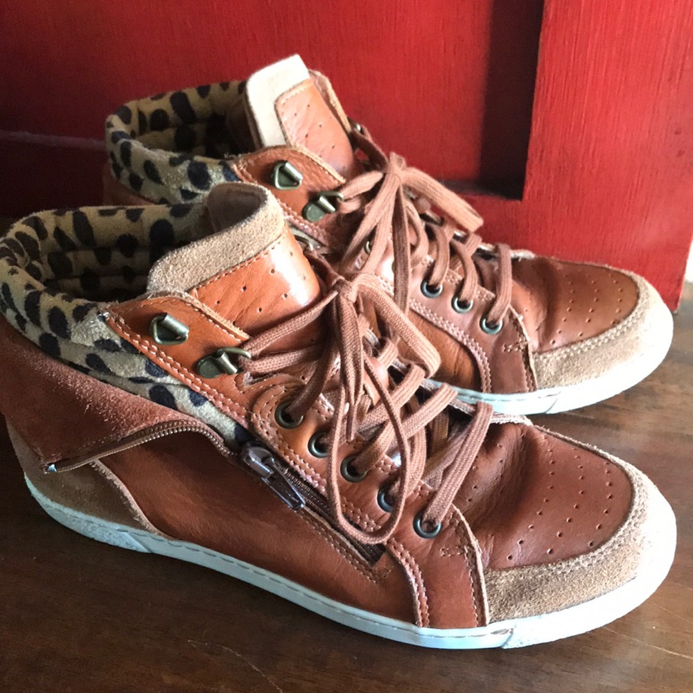 DUNE London leopard accent high top